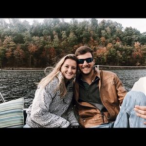 Meet your Posher, Izzie